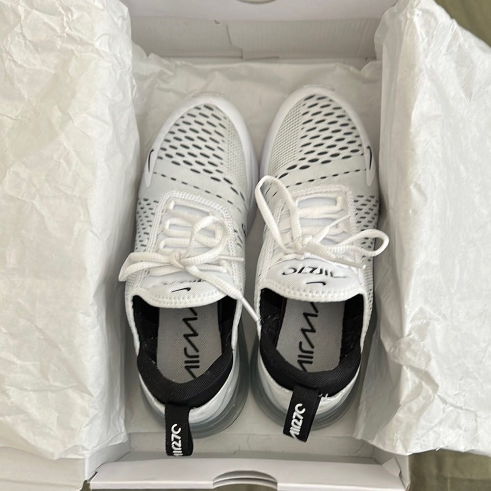 Women’s Nike Air Max 270